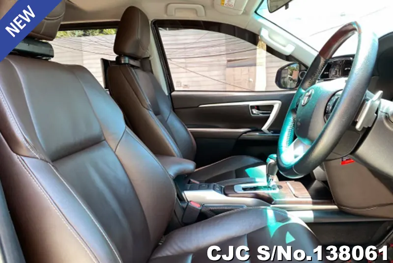 2019 Toyota / Fortuner Stock No. 138061