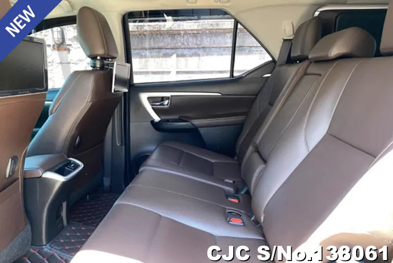 2019 Toyota / Fortuner Stock No. 138061