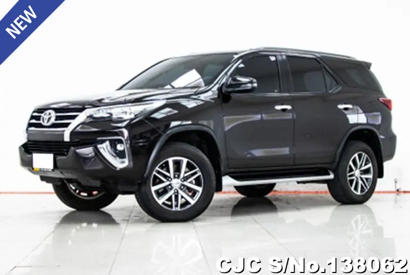 2019 Toyota / Fortuner Stock No. 138062