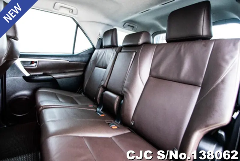 2019 Toyota / Fortuner Stock No. 138062