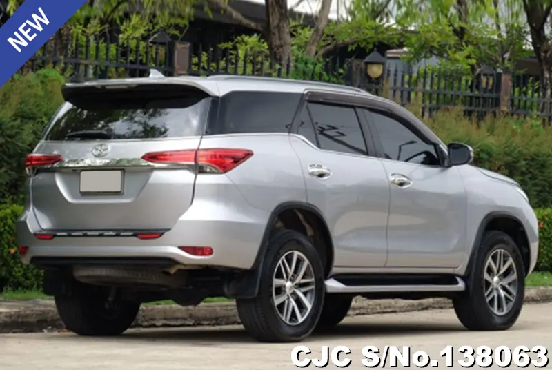 2020 Toyota / Fortuner Stock No. 138063