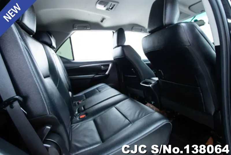 2020 Toyota / Fortuner Stock No. 138064