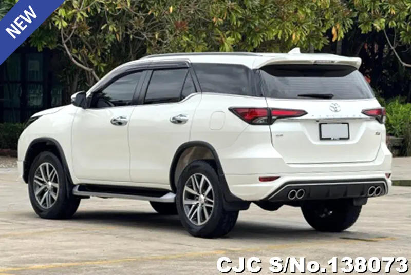 2020 Toyota / Fortuner Stock No. 138073