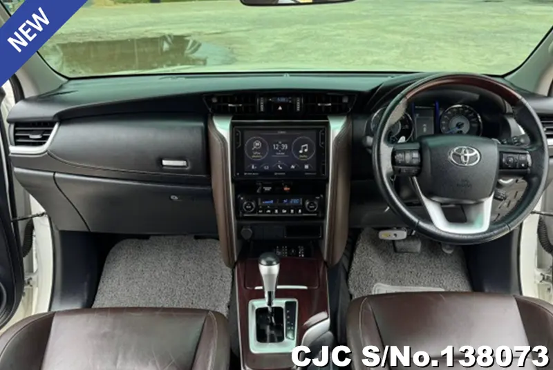 2020 Toyota / Fortuner Stock No. 138073