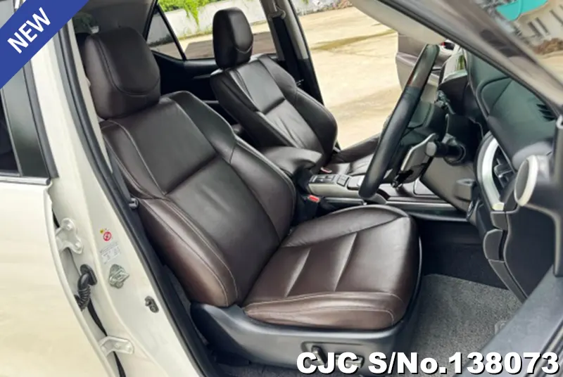 2020 Toyota / Fortuner Stock No. 138073