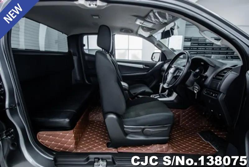 Isuzu D-Max in Gray for Sale Image 6