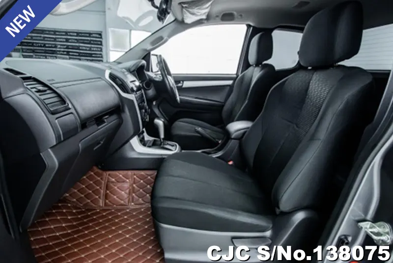 Isuzu D-Max in Gray for Sale Image 7