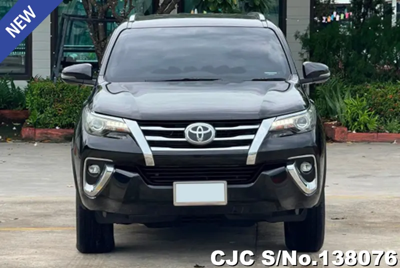 2018 Toyota / Fortuner Stock No. 138076