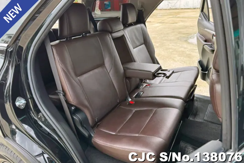 2018 Toyota / Fortuner Stock No. 138076