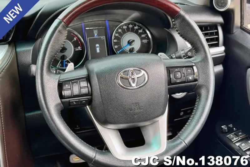 2018 Toyota / Fortuner Stock No. 138076