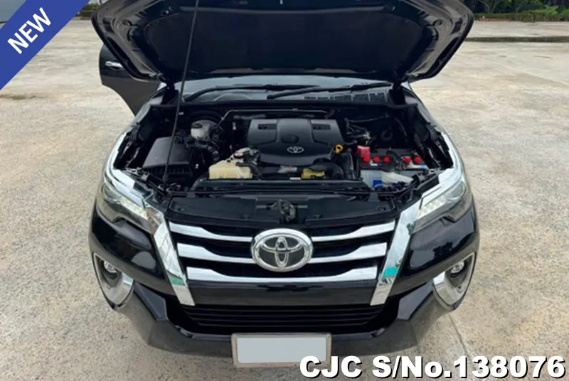 2018 Toyota / Fortuner Stock No. 138076