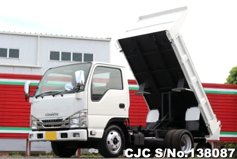 2014 Isuzu / Elf Stock No. 138087