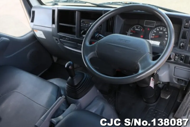 2014 Isuzu / Elf Stock No. 138087