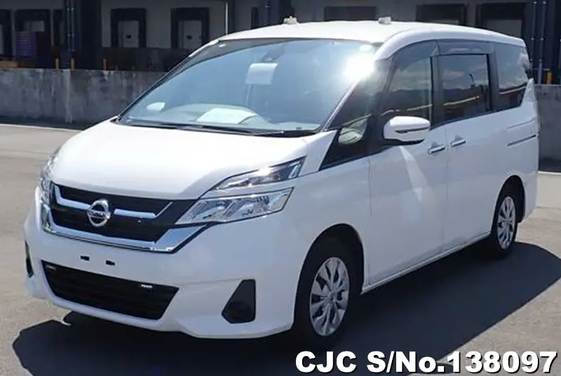 Nissan / Serena 2019
