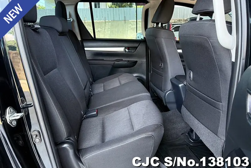 Toyota Hilux in Black for Sale Image 9