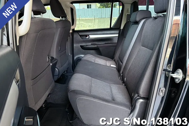 Toyota Hilux in Black for Sale Image 10