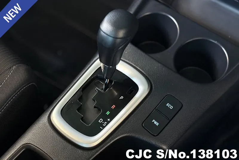 2022 Toyota / Hilux / Revo Stock No. 138103