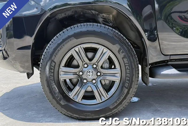 Toyota Hilux in Black for Sale Image 15