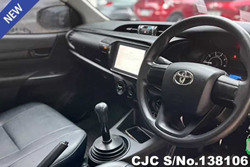 2021 Toyota / Hilux / Revo Stock No. 138106