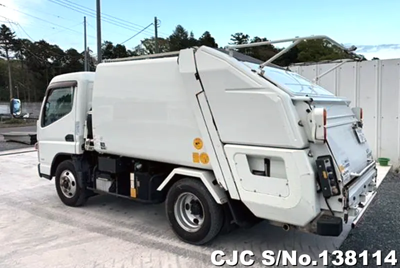 2014 Mitsubishi / Canter Stock No. 138114