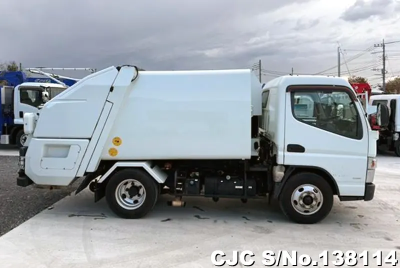 2014 Mitsubishi / Canter Stock No. 138114