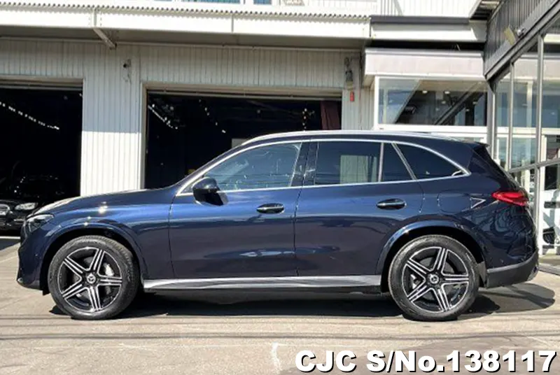 2024 Mercedes Benz / GLC Class Stock No. 138117