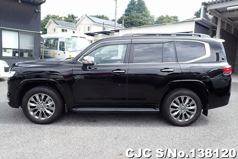 2023 Toyota / Land Cruiser Stock No. 138120