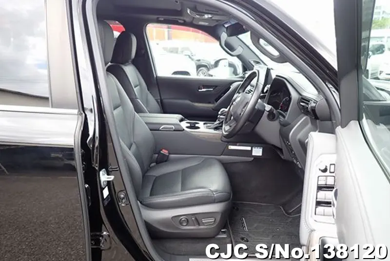 2023 Toyota / Land Cruiser Stock No. 138120