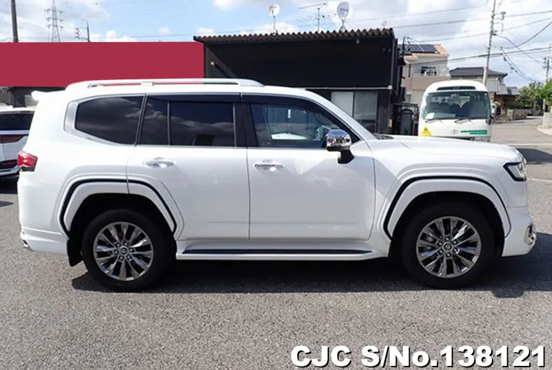 2023 Toyota / Land Cruiser Stock No. 138121