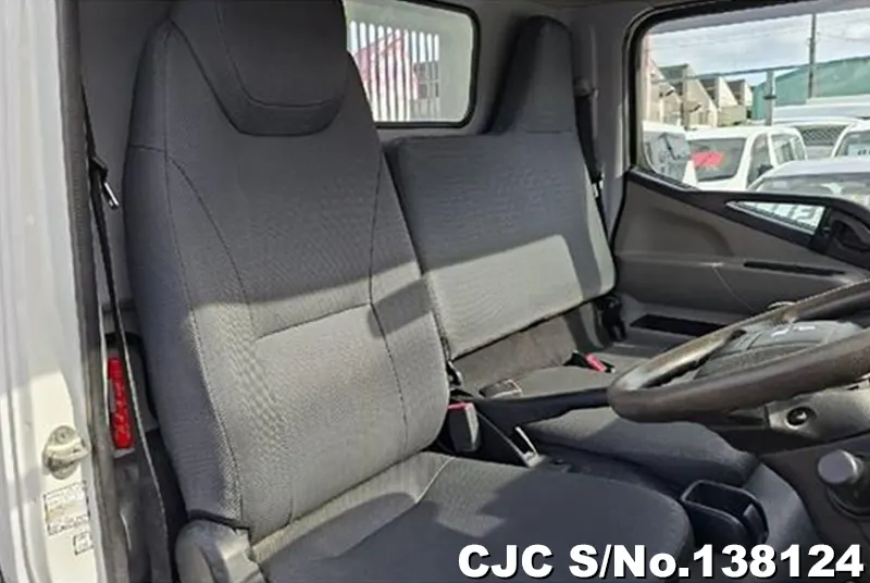 2019 Mitsubishi / Canter Stock No. 138124