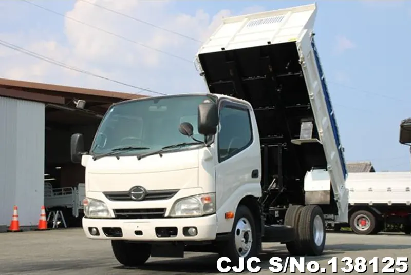 2014 Hino / Dutro Stock No. 138125