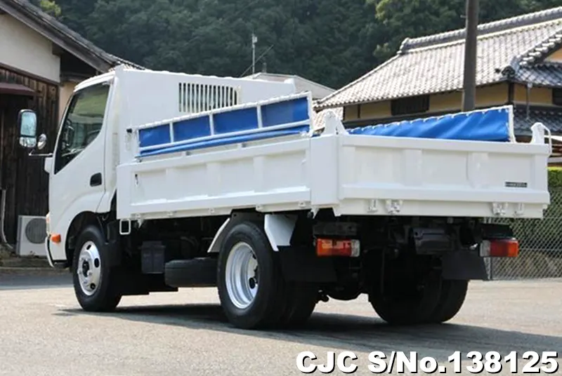 2014 Hino / Dutro Stock No. 138125