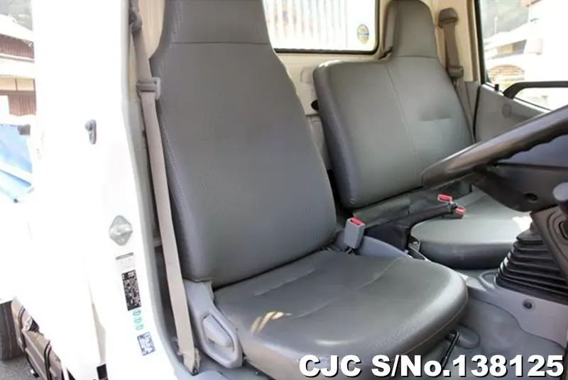2014 Hino / Dutro Stock No. 138125