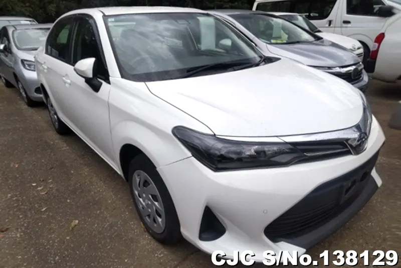 Toyota / Corolla Axio 2023