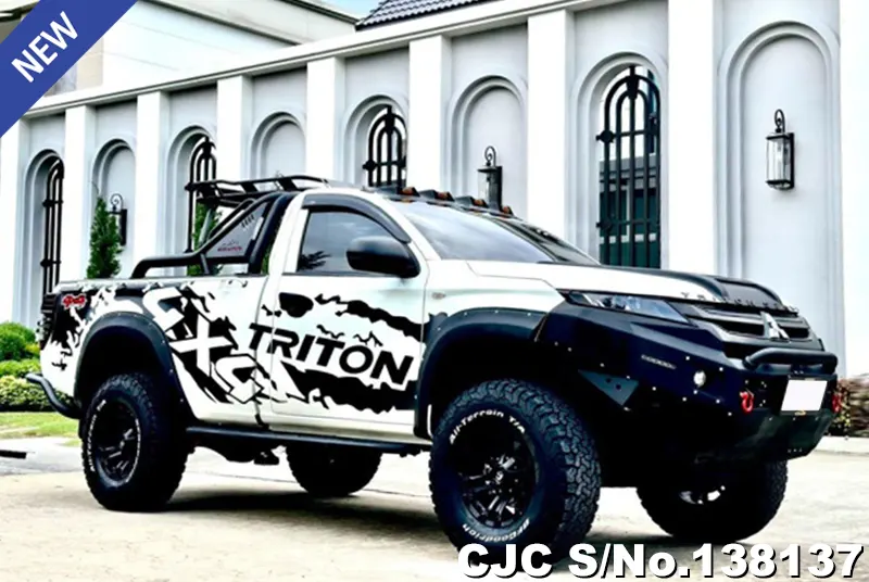 2023 Mitsubishi / Triton Stock No. 138137