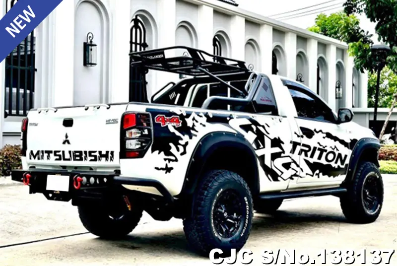 2023 Mitsubishi / Triton Stock No. 138137