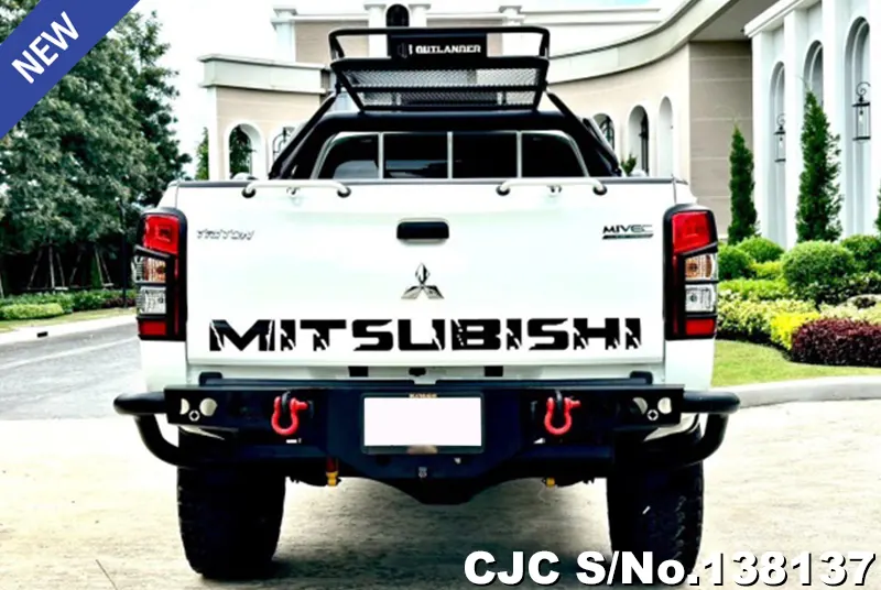 2023 Mitsubishi / Triton Stock No. 138137