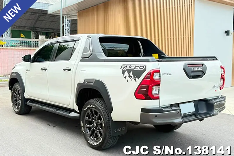 Toyota Hilux in White for Sale Image 1
