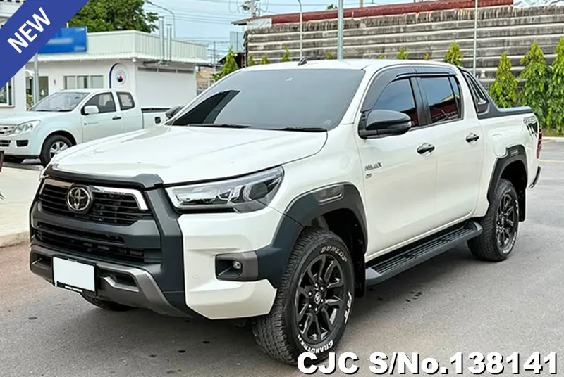 Toyota Hilux in White for Sale Image 3