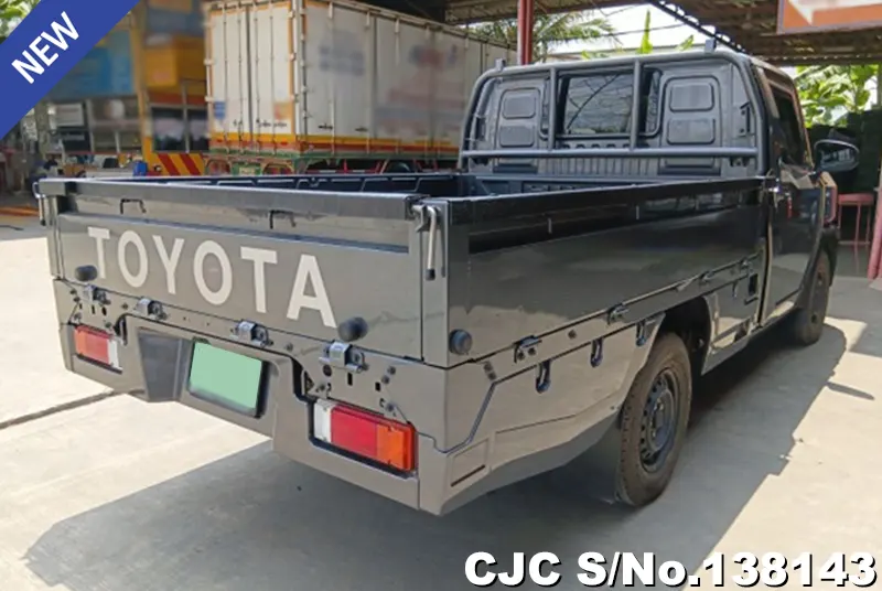 2025 Toyota / Hilux / Champ Stock No. 138143
