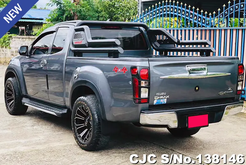Isuzu D-Max in Gray for Sale Image 1