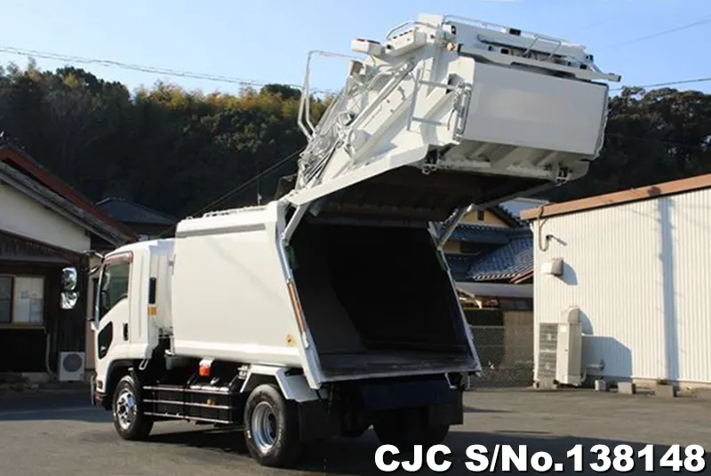 2013 Isuzu / Forward Stock No. 138148