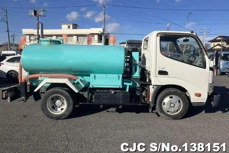 2011 Hino / Dutro Stock No. 138151