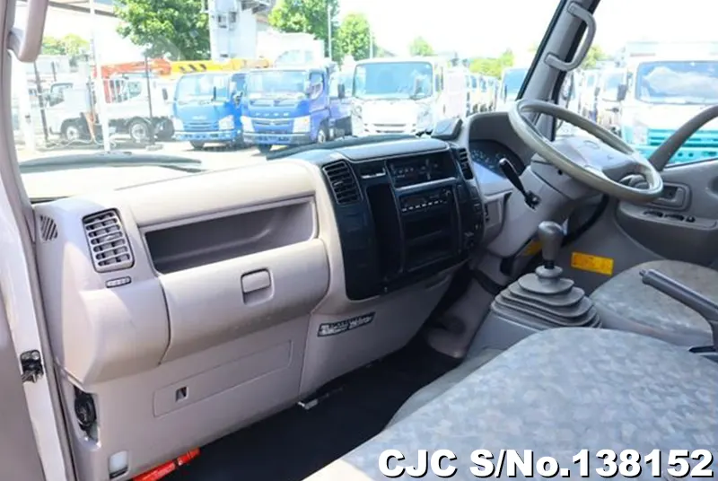 2011 Hino / Dutro Stock No. 138152