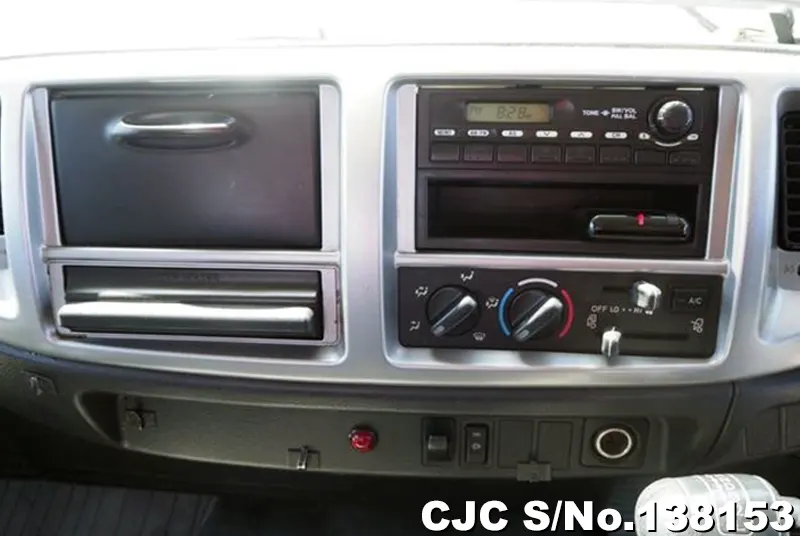 2013 Hino / Ranger Stock No. 138153