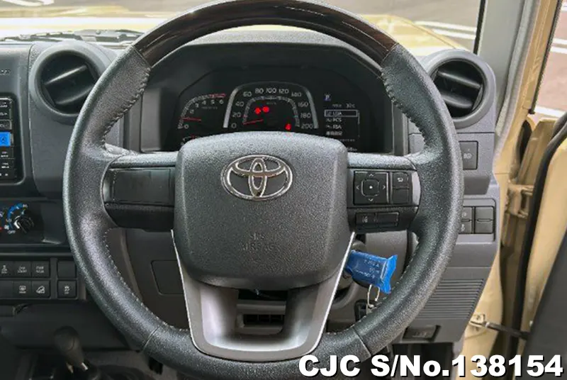 2025 Toyota / Land Cruiser Stock No. 138154
