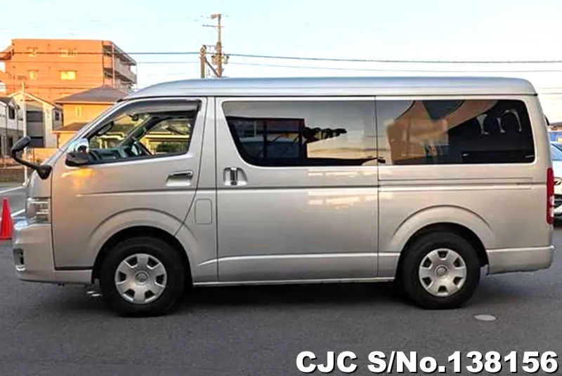 2011 Toyota / Hiace Stock No. 138156