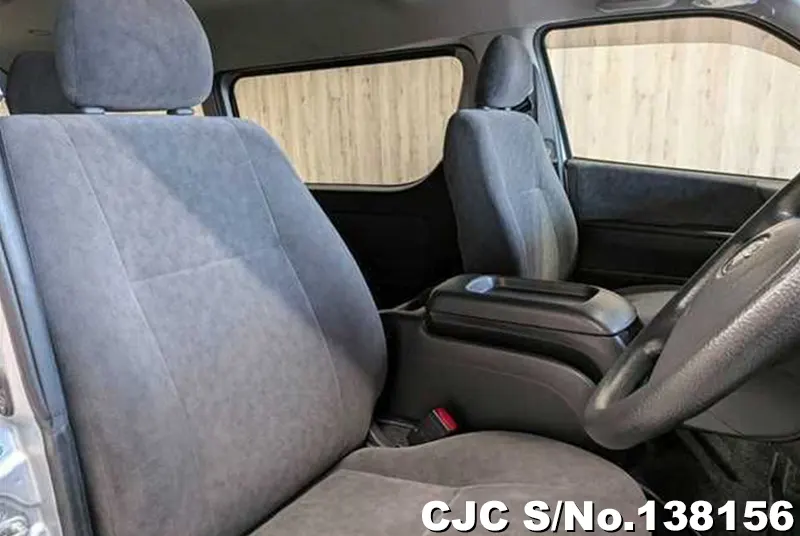 2011 Toyota / Hiace Stock No. 138156