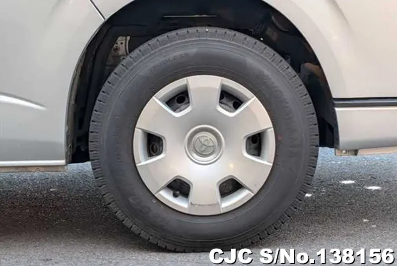 2011 Toyota / Hiace Stock No. 138156