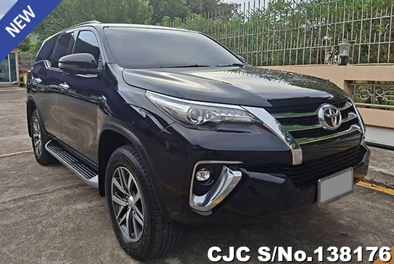 2019 Toyota / Fortuner Stock No. 138176